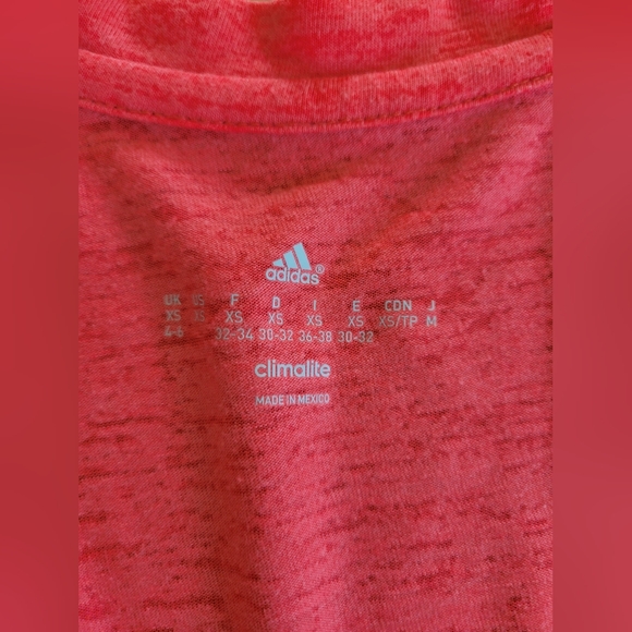 Women's size xs adidas shirt - Picture 5 of 6